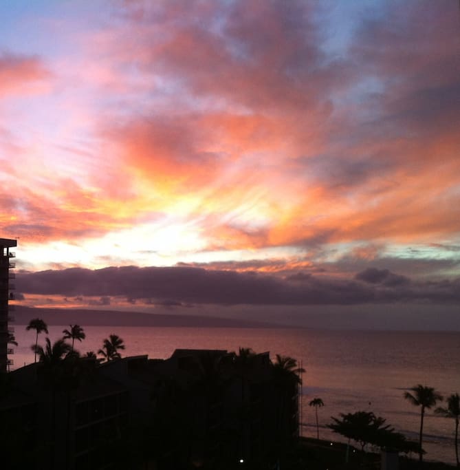 Maui sunset from lanai