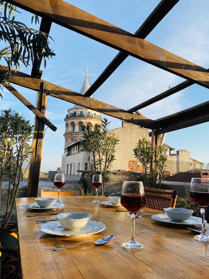 ★Galata Tower&Views Genuine Istanbul Experience Apartments for Rent