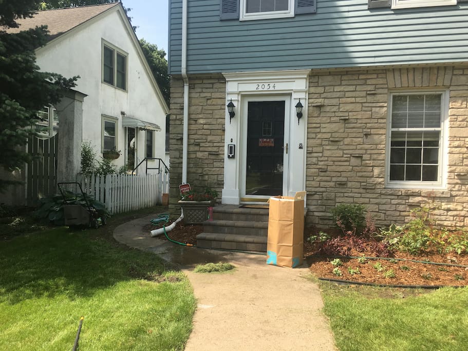 Easy access to front door, side door and back door from front or back of home