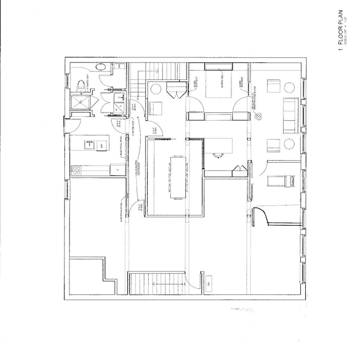 1400 sf space available for guests. Note!!!White space is not available. Kitchenette, conf/dining room, lavatory, lounge, bedrooms & reception area. Brill Bldg 3rd Floor 1400 sf Penthouse