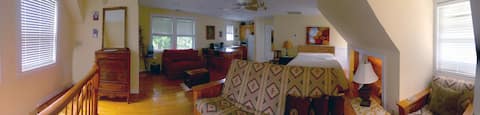 Popular Airbnb listing: "The Clubhouse" Private, comfy, location perfect! in Elizabeth