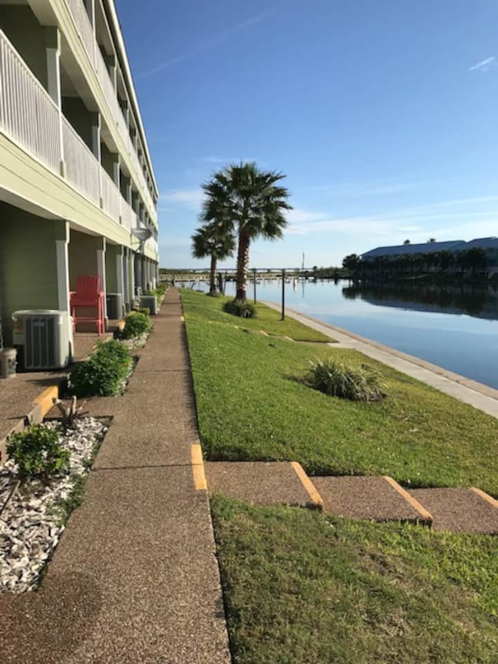 Kontiki Beach Resort Condo 1 Apartments for Rent in Rockport, Texas