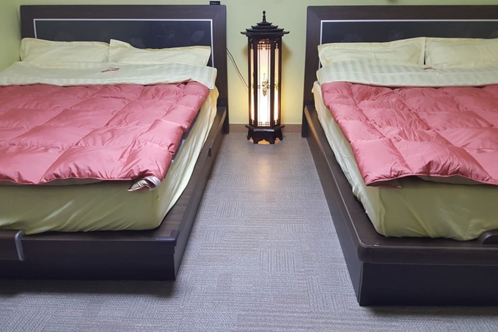 Twin Private Room with private Bathroom