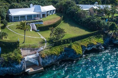 Harrington Sound panorama w private dock & tennis