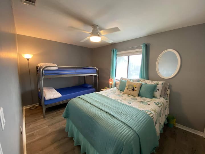 ห้องนอนที่สอง (Second Bedroom)