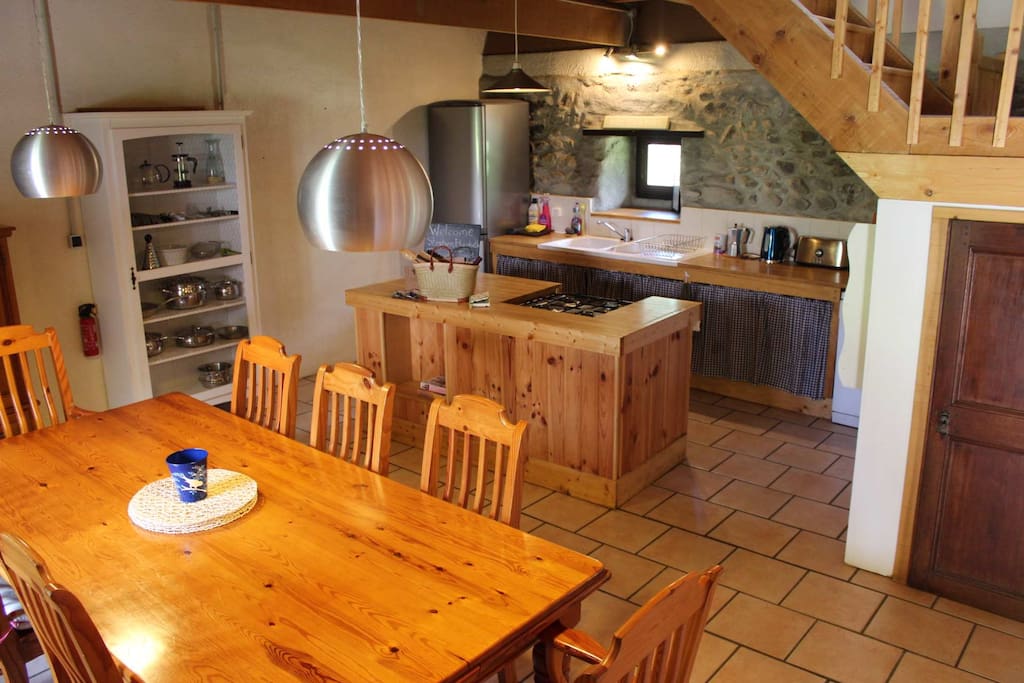 Main Campan kitchen and dining area makes an ideal place for everyone to share time together