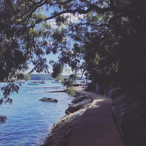 Picturesque apartment by the beach @Parsley Bay
