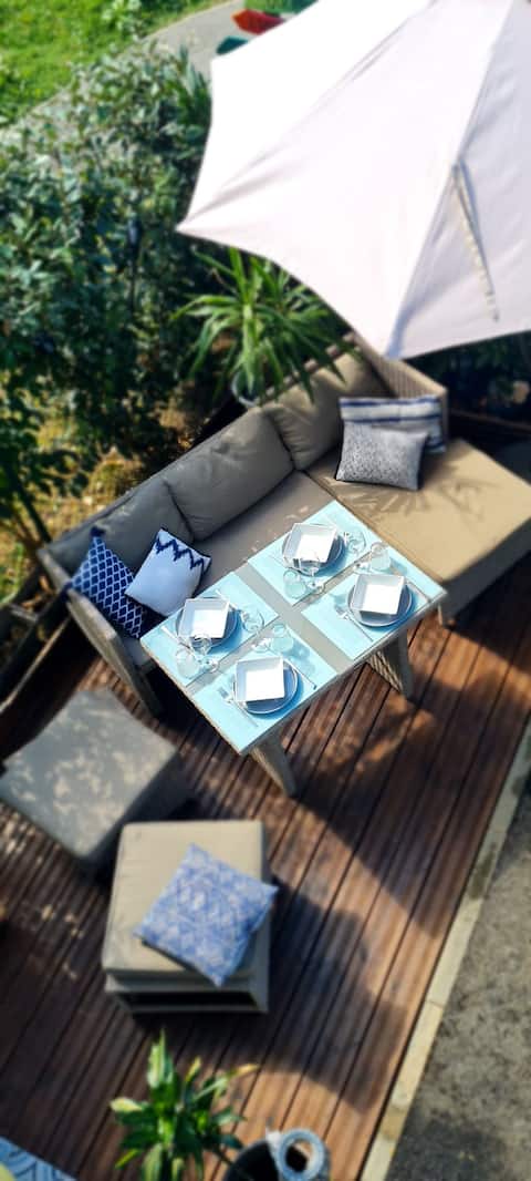 2-room apartment with private garden 20 min from GE and 7 min from the lake