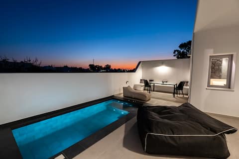 Filoxenia Luxury Villa-2 Bedroom with private pool