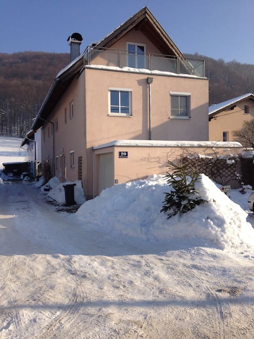 Haus im Winter