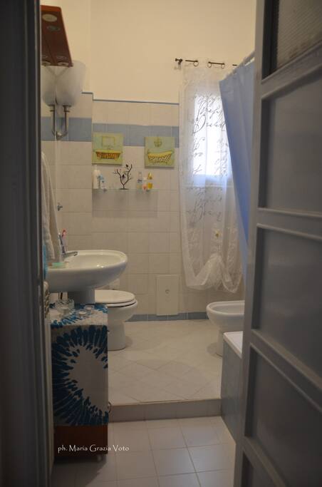 bagno con vasca