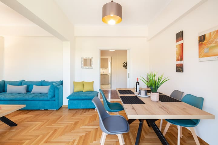 Katsanis luxury apt., stunning view of acropolis