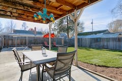 Sanctuary-ENtire+House+%21+Walk+to+coffee%21%21+Pets+ok.