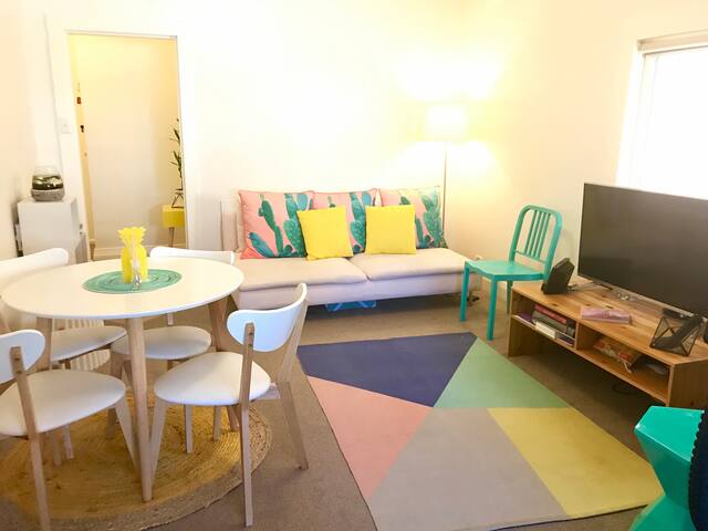 Lovely & cozy apartment with an enviable location