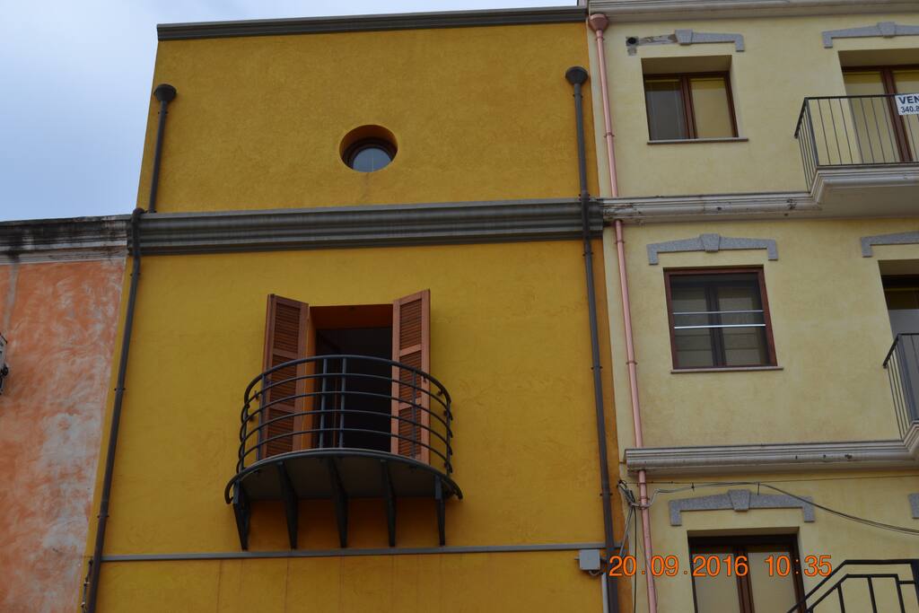 Il balconcino del mono locale