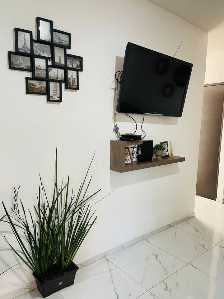 MONARCH APARTMENT
