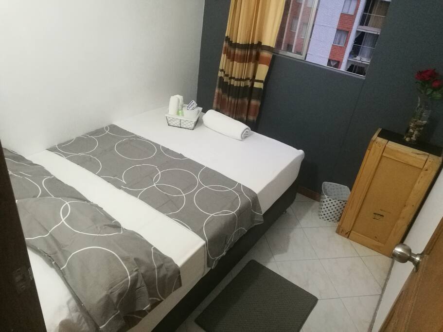 CAMA SEMI-DOBLE.