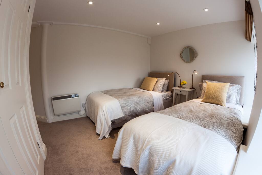 Twin room