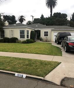 Private/Spacious Room By The Pool