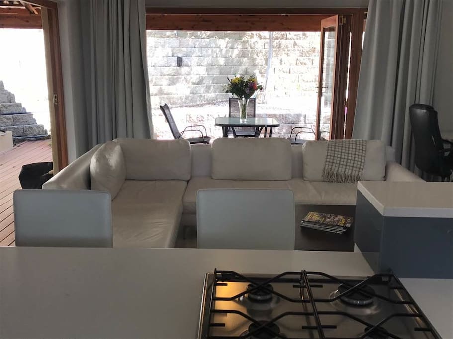 Open plan kitchen/lounge