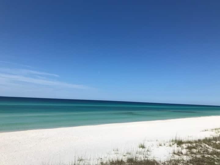 30A OASIS, 3BR WITH PRIVATE BEACH ACCESS Townhouses for Rent in