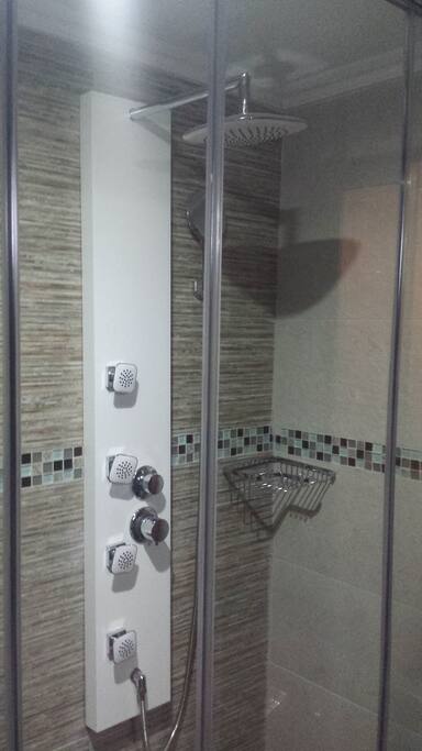 BAÑO CONFORTABLE