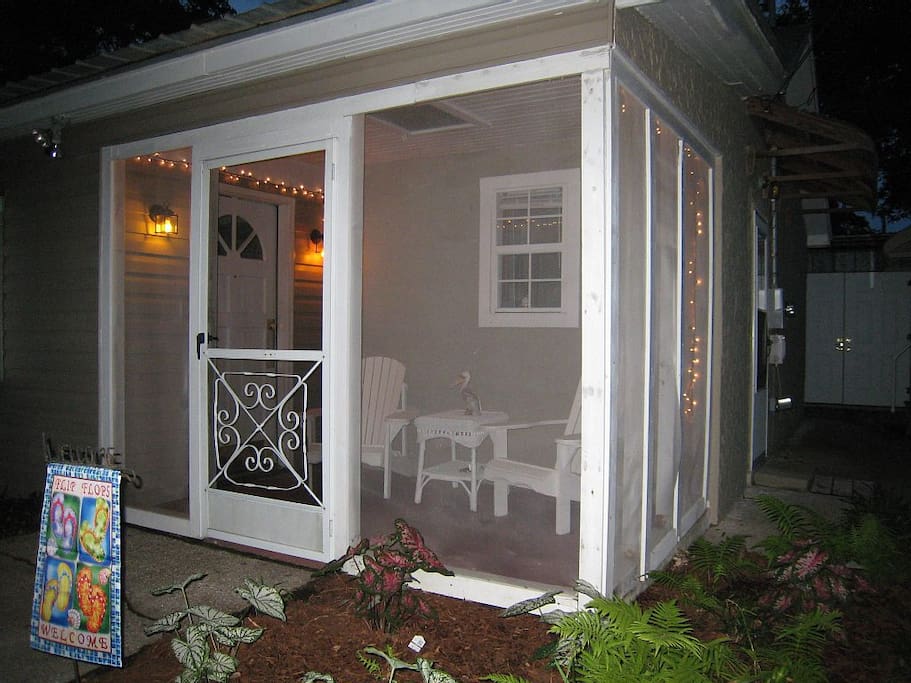 Screen Porch to enjoy the evening.