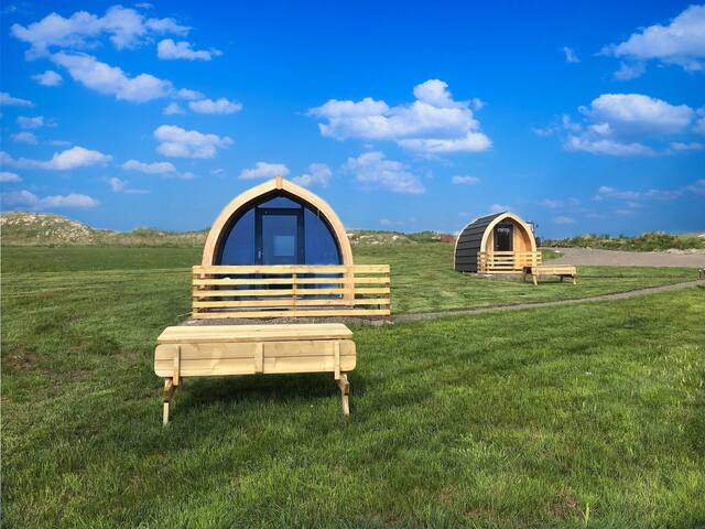Holiday Lets Homes Experiences Places Airbnb
