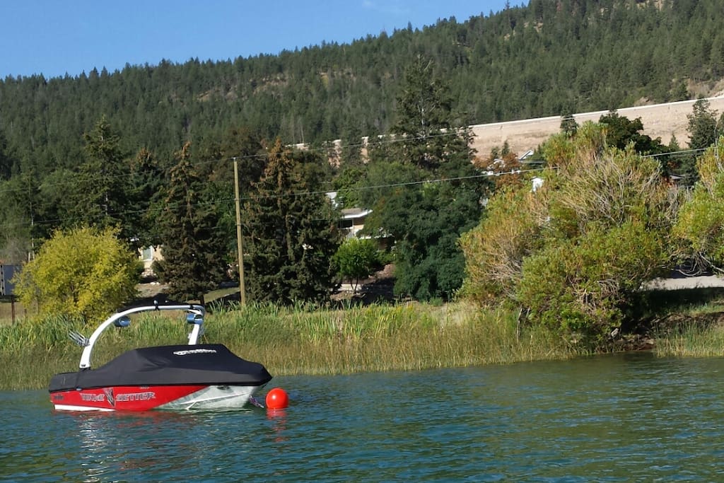 see your boat on the buoy from room