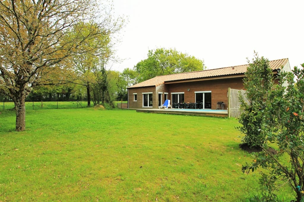 Grand jardin arboré