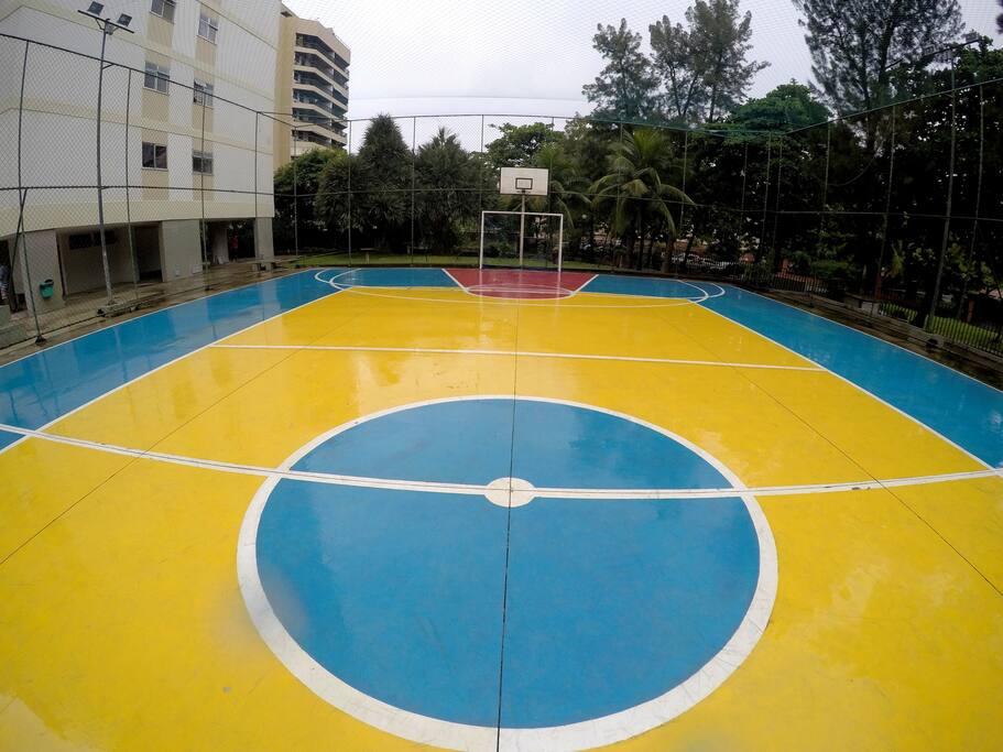 Quadra de Futebol (dentro do condomínio).