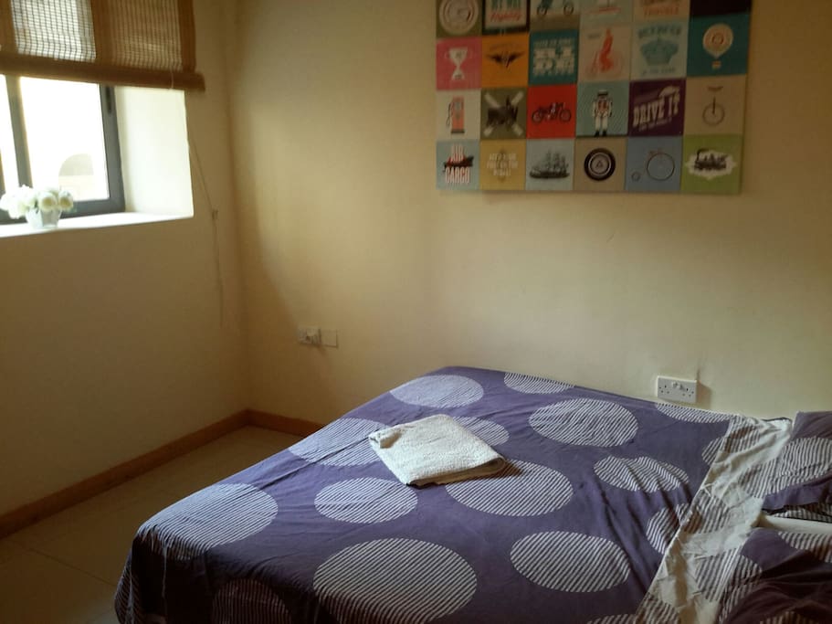 Bedroom double bed length 190 cm - width 170 cm.