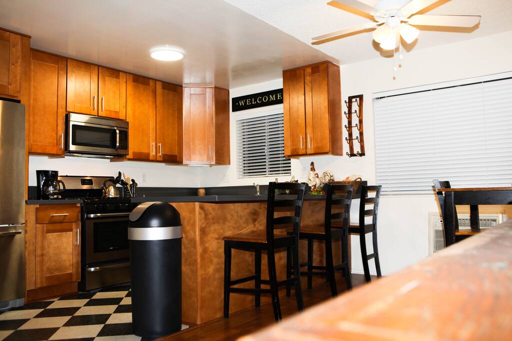 Kitchen Bar