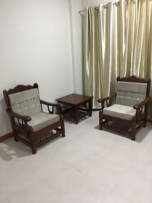 Guest Sitting Area