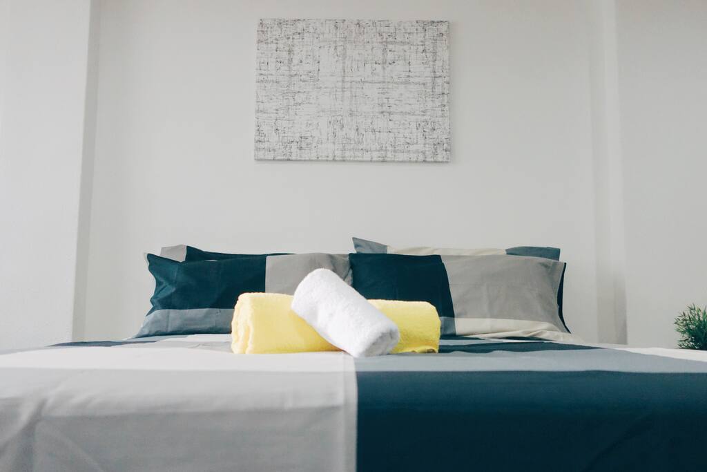 L2 - Queen Sized Bed