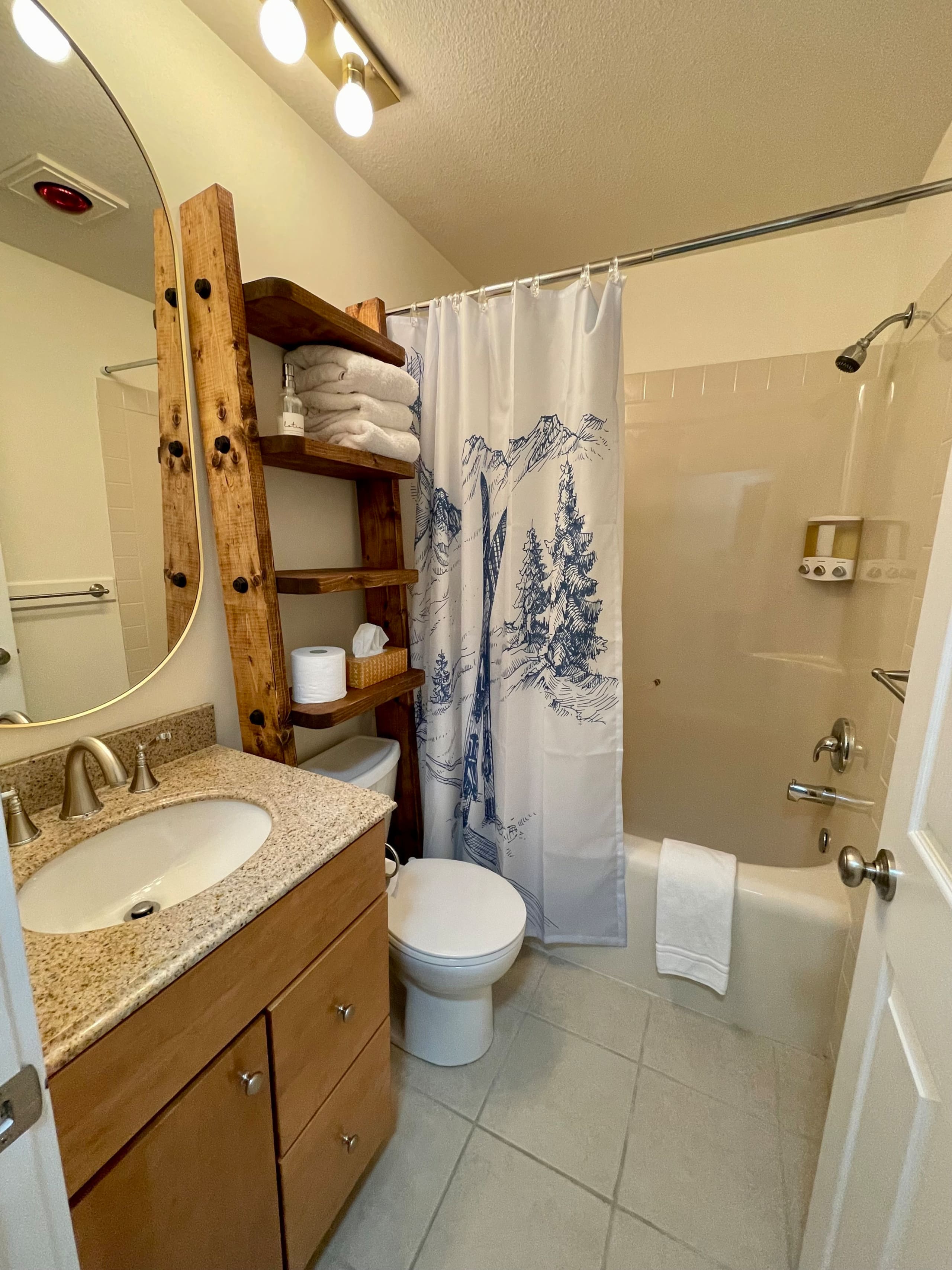 Cozy Hillside Condo - 2 Bedroom, 2 Bath - Photo 8