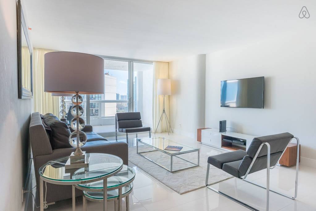 The Grand 3342 | 1bed|1.5bath | Free Valet Parking"