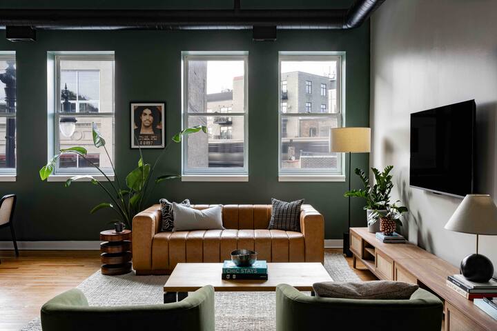 Loft8 – Unique Design in Prime Location gallery image 2