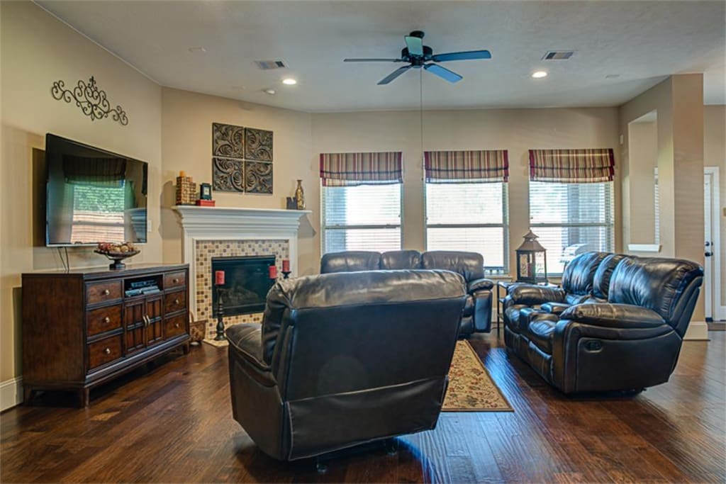 Family Room 65inch TV