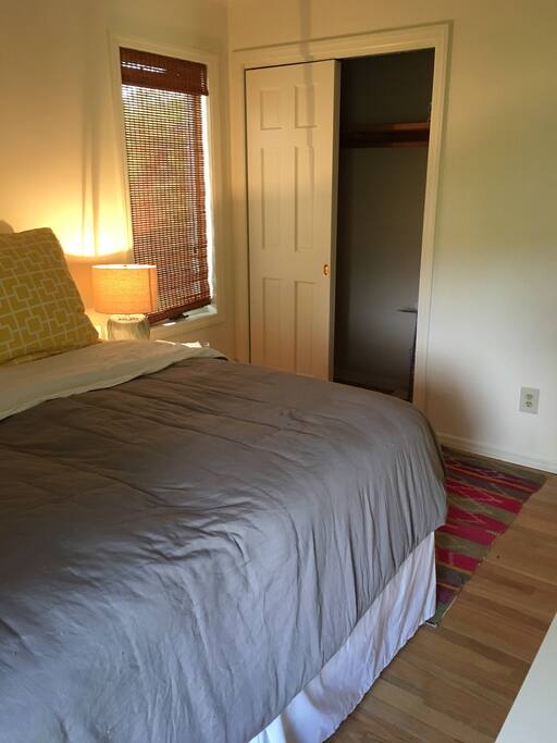 Other view of room