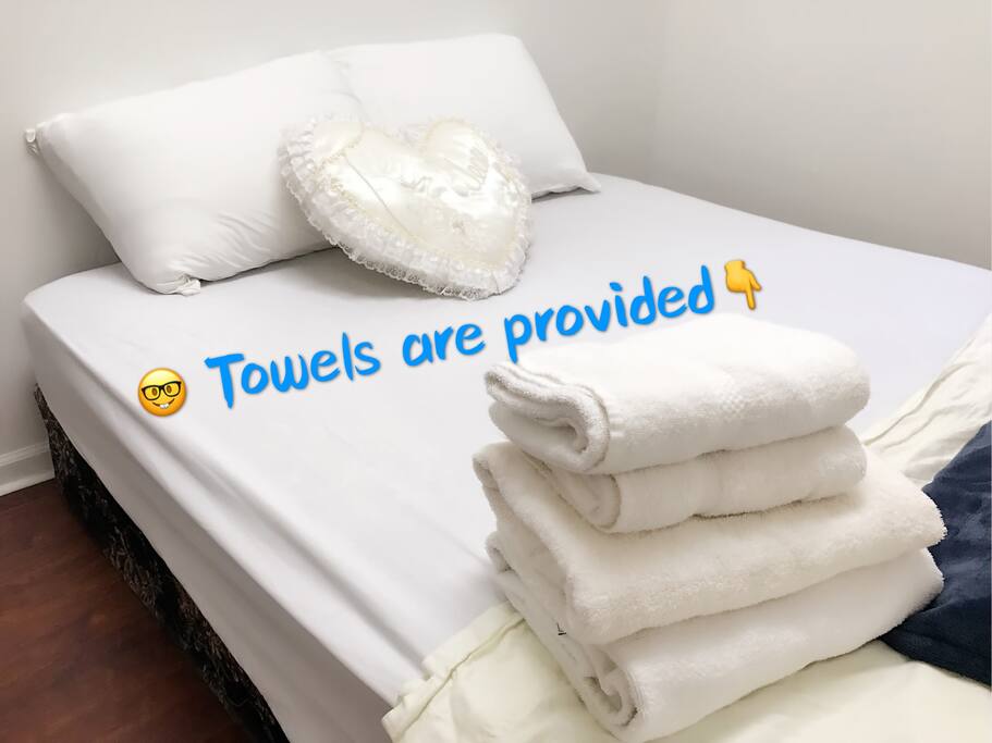 Real Queen bed in room ❤️ I make fresh NEW BED for every guest! ❤️This's the 1st bed of the room.