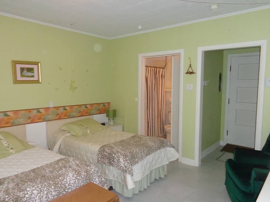 Jolie chambre complète # 8