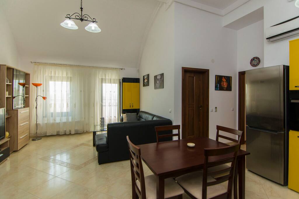 Lounge Area