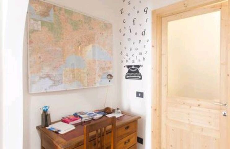 4 camere 3 bagni centrale e comodo gallery image 2