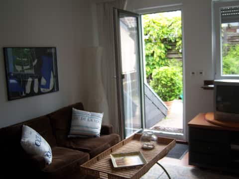 Leistungsstarkes Airbnb: comfortable apartment messenah in Stockum