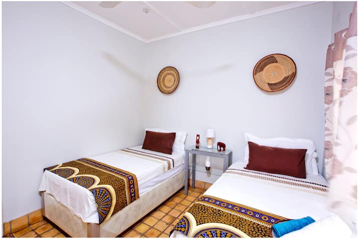 საძინებელი 4