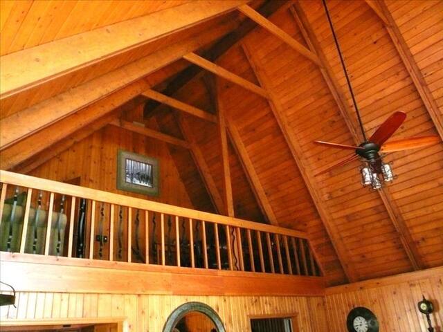 A-frame On The Lake gallery image 3