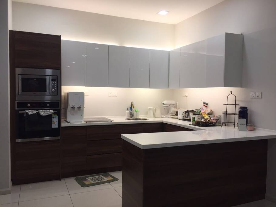Kitchen 1