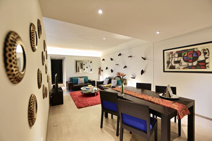 Luis Fe’s Place, Pool and Roof top