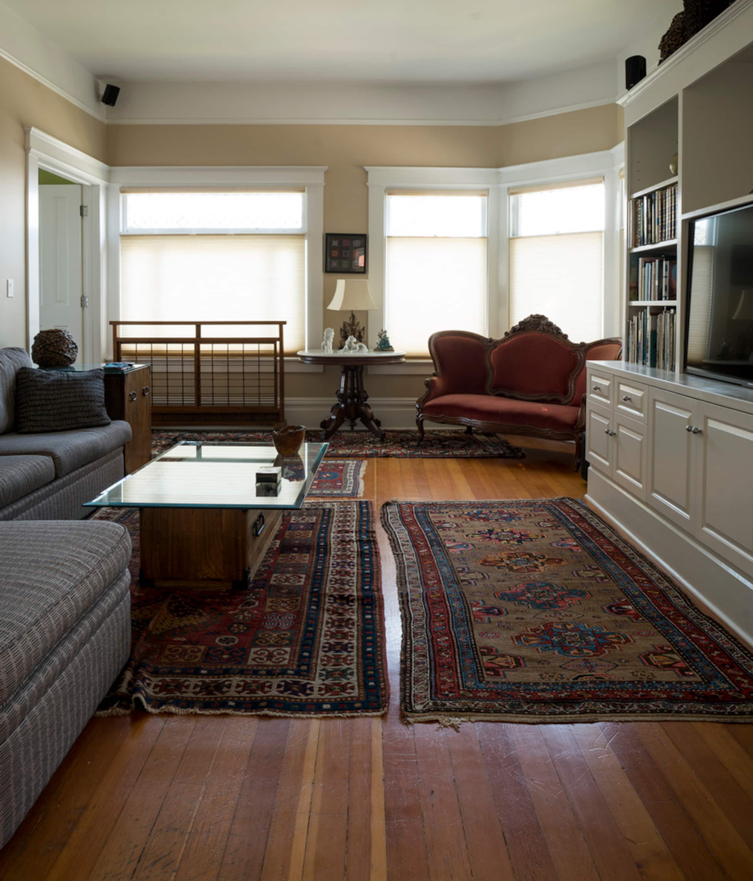 Home in San Francisco · ★4.98 · 2 bedrooms · 2 beds · 1 bath - Image 4